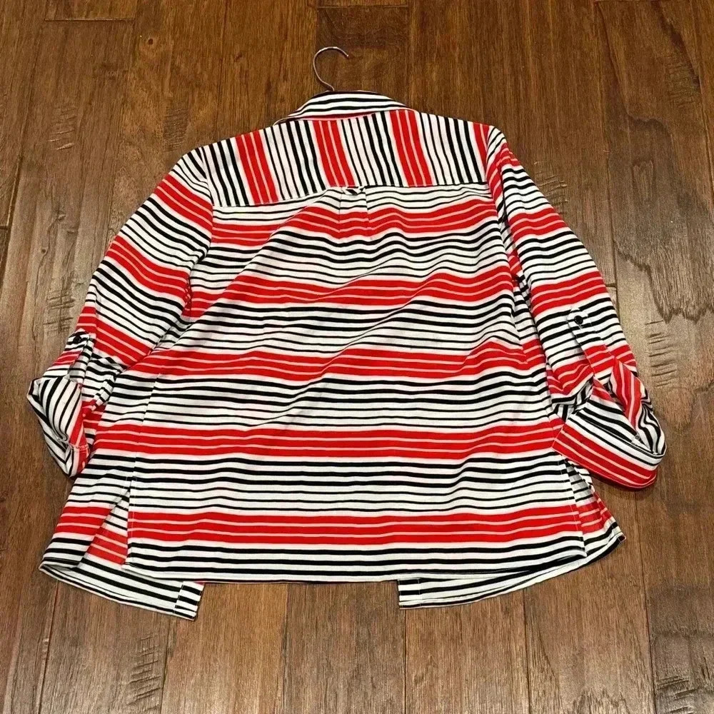 PETITE Small from NOTATIONS Buisness Top - Picture 5 of 15